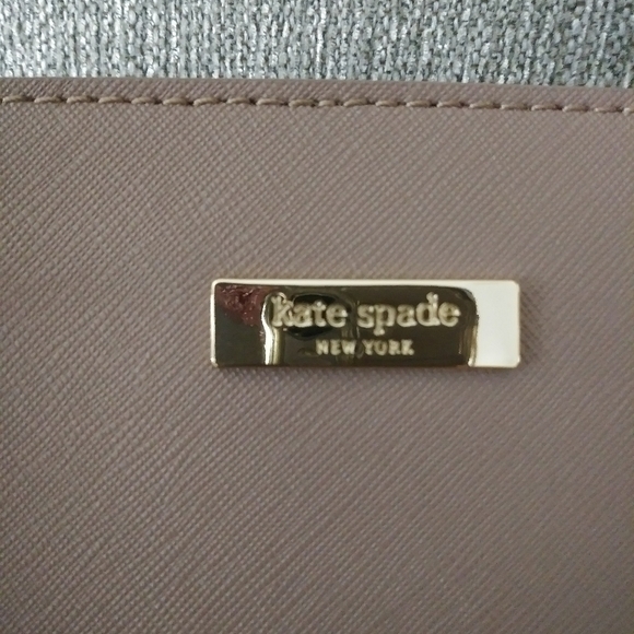 Kate Spade Laurel Way Jaelyn Tote - Picture 2 of 11